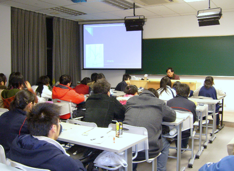 高考后才知道，高中生“补课”和“不补课”，差别一目了然