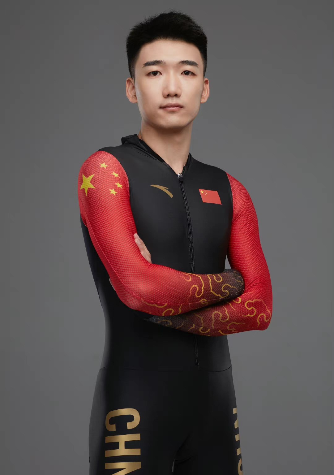 《跑男》第十期路透照曝光，迎来多位奥运冠军，全员走运动风格