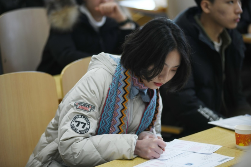 大学在省内读还是省外读？区别不仅仅在于就业，你选错了吗？