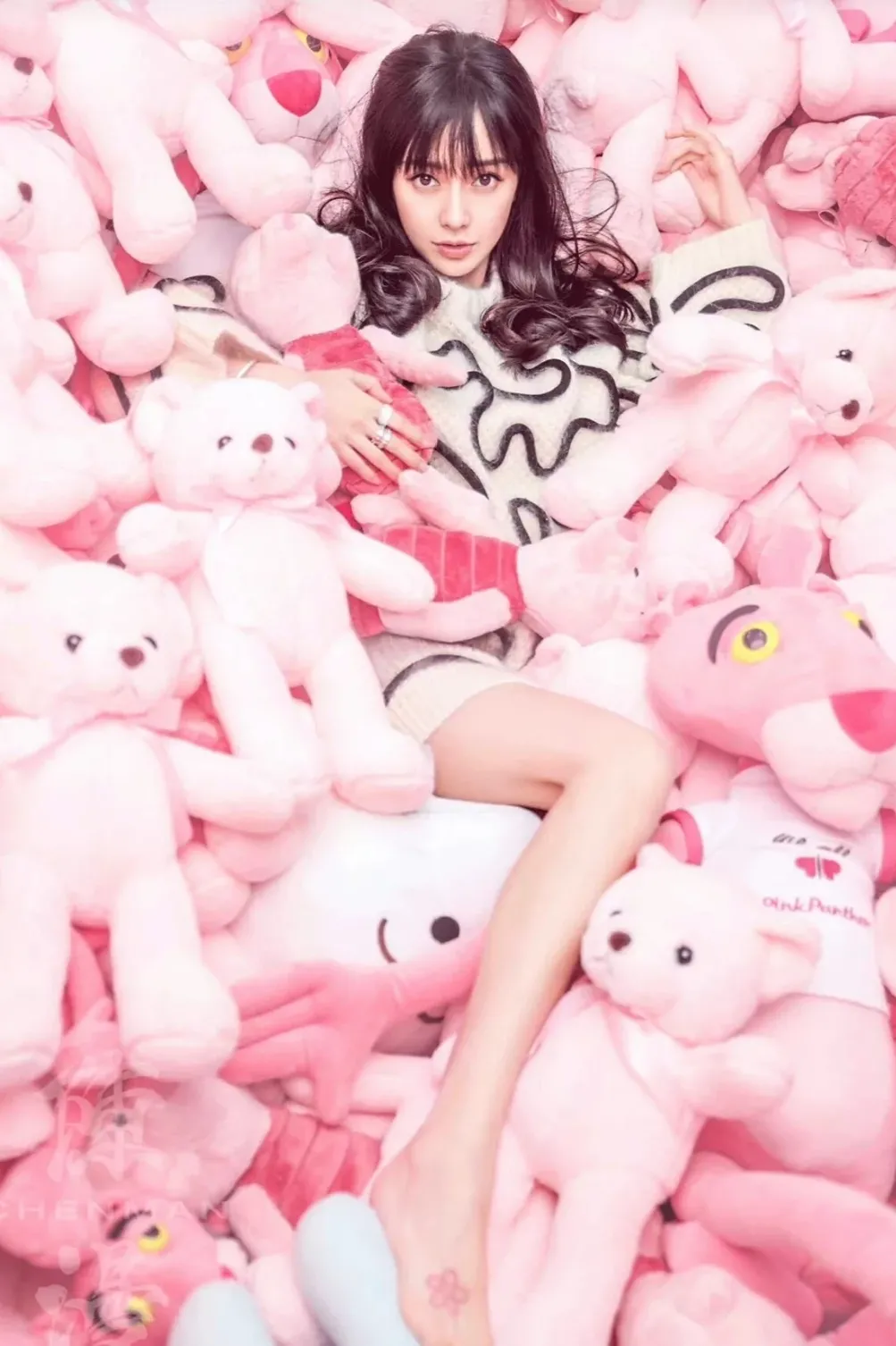 杨颖：玩具中的女人