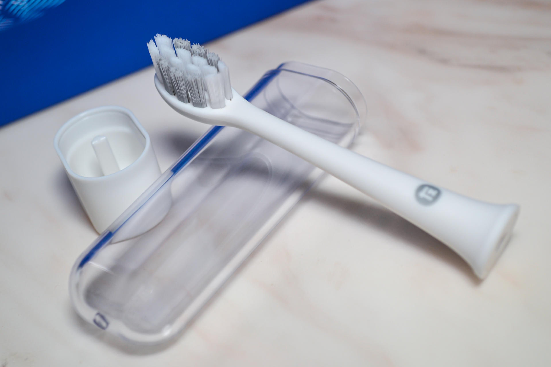 zdeer左点声波电动牙刷 为爱呵护牙齿健康