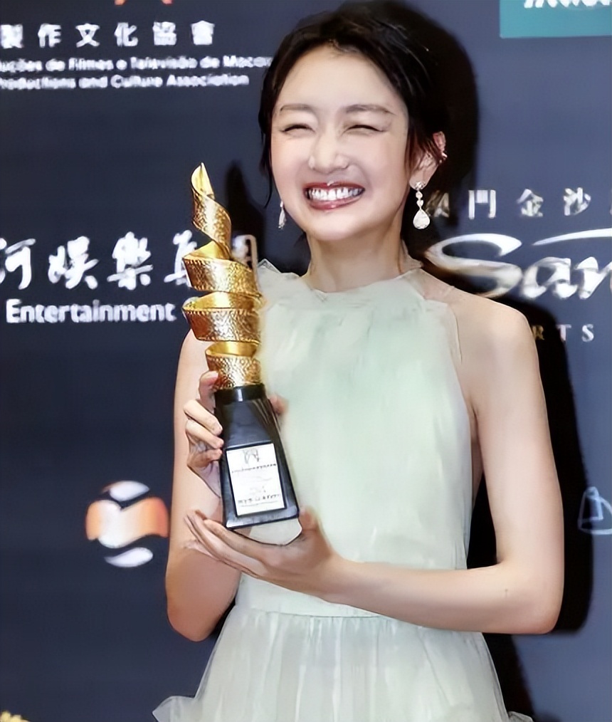 “最惨谋女郎”倪妮：被杨颖当成“丫鬟”，因力挺张艺谋被雪藏