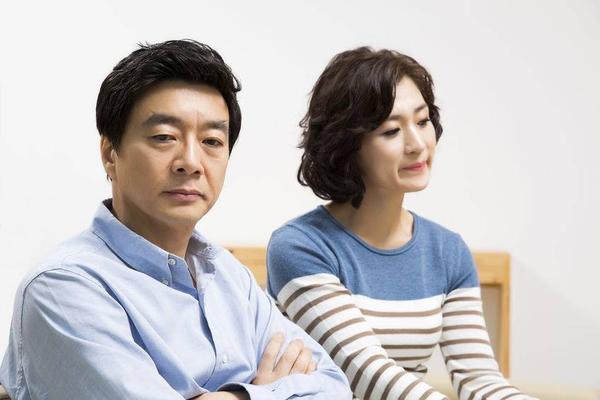 男性更年期不難“識別”，若有這4個表現，或已中招，需及時調整