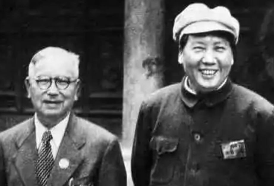 49年，陈嘉庚受邀进京，和毛主席叙旧：答应你的两件事，我都做了