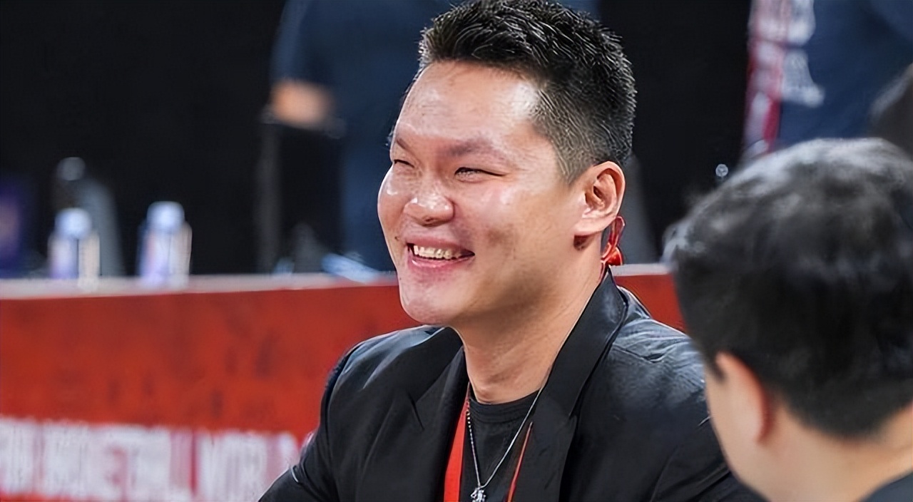 cba广东苏伟去哪里了(宏远速递！苏伟获600万养老合同，汤杰正式离队，热身赛4分险胜)