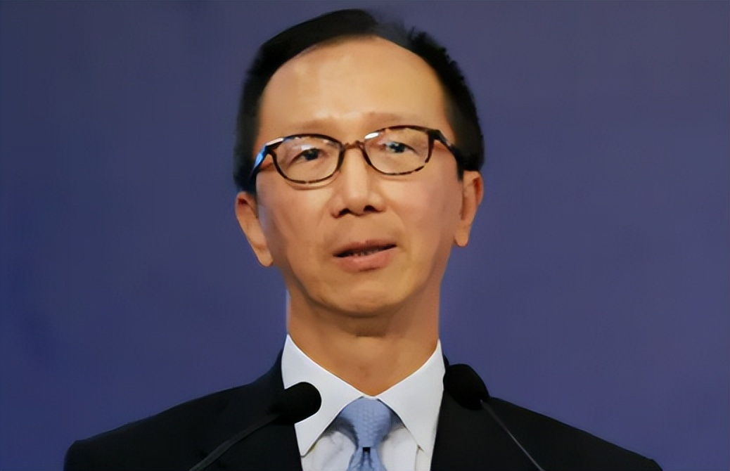 梁錦松個人資料（面對與梁錦松的26歲年齡差爭議，伏明霞回應：我喜歡成熟一點的）