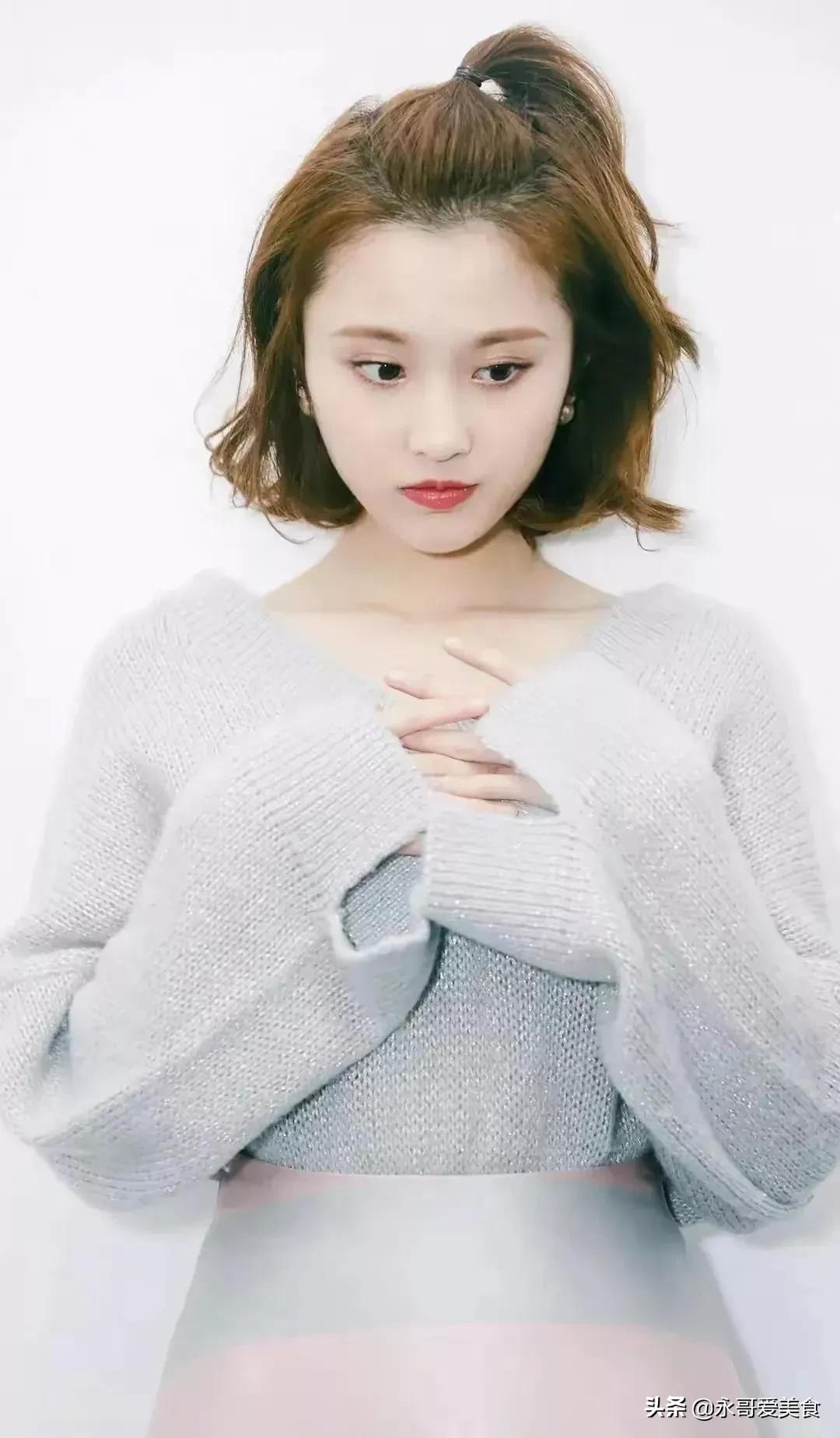 张慧雯，北舞美女演员，清新脱俗，靓丽迷人