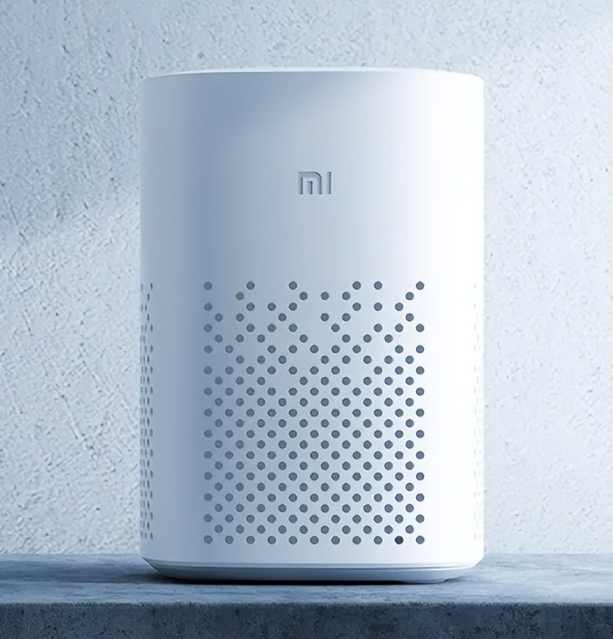 小米小爱音箱当属强者,其技术来源于猎户星空,思必驰,搜狗和nuance多