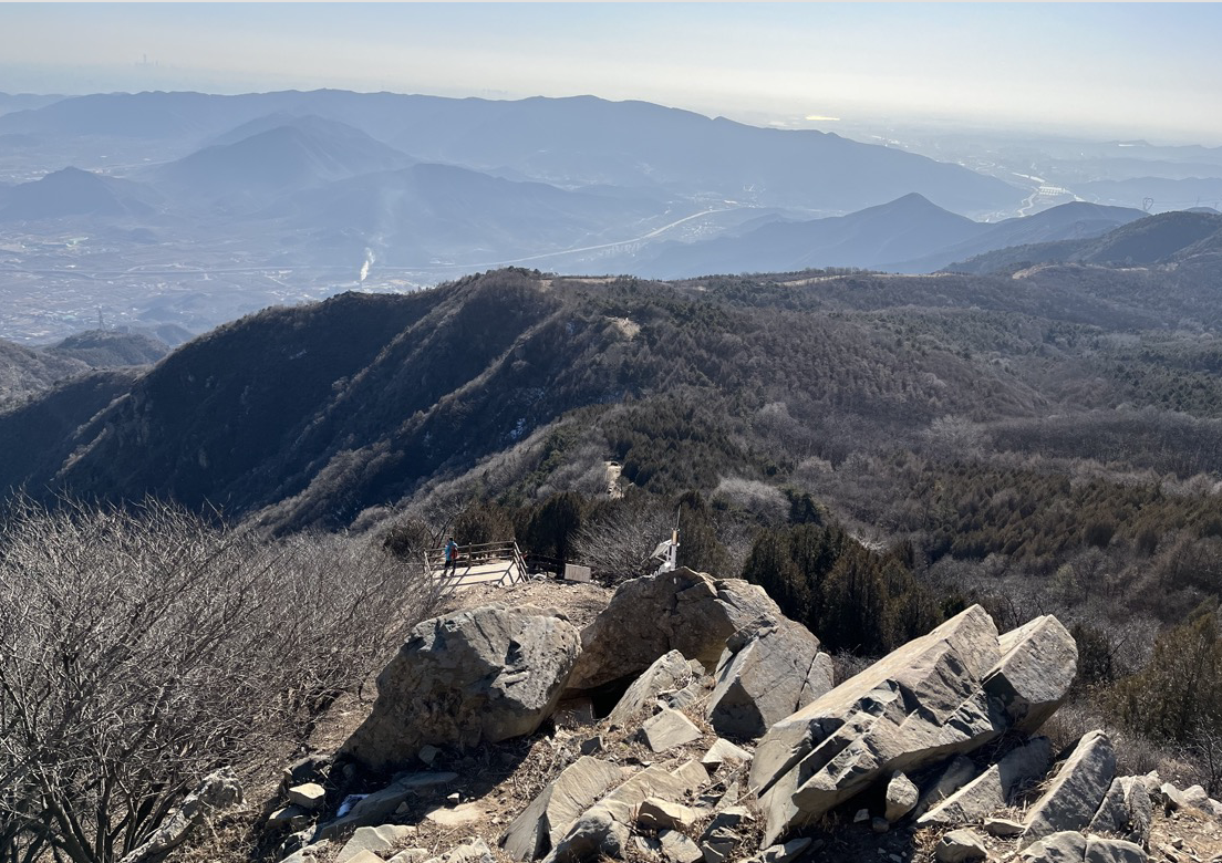 邂逅深山中的冬日暖阳，穿越三峰来拥抱你