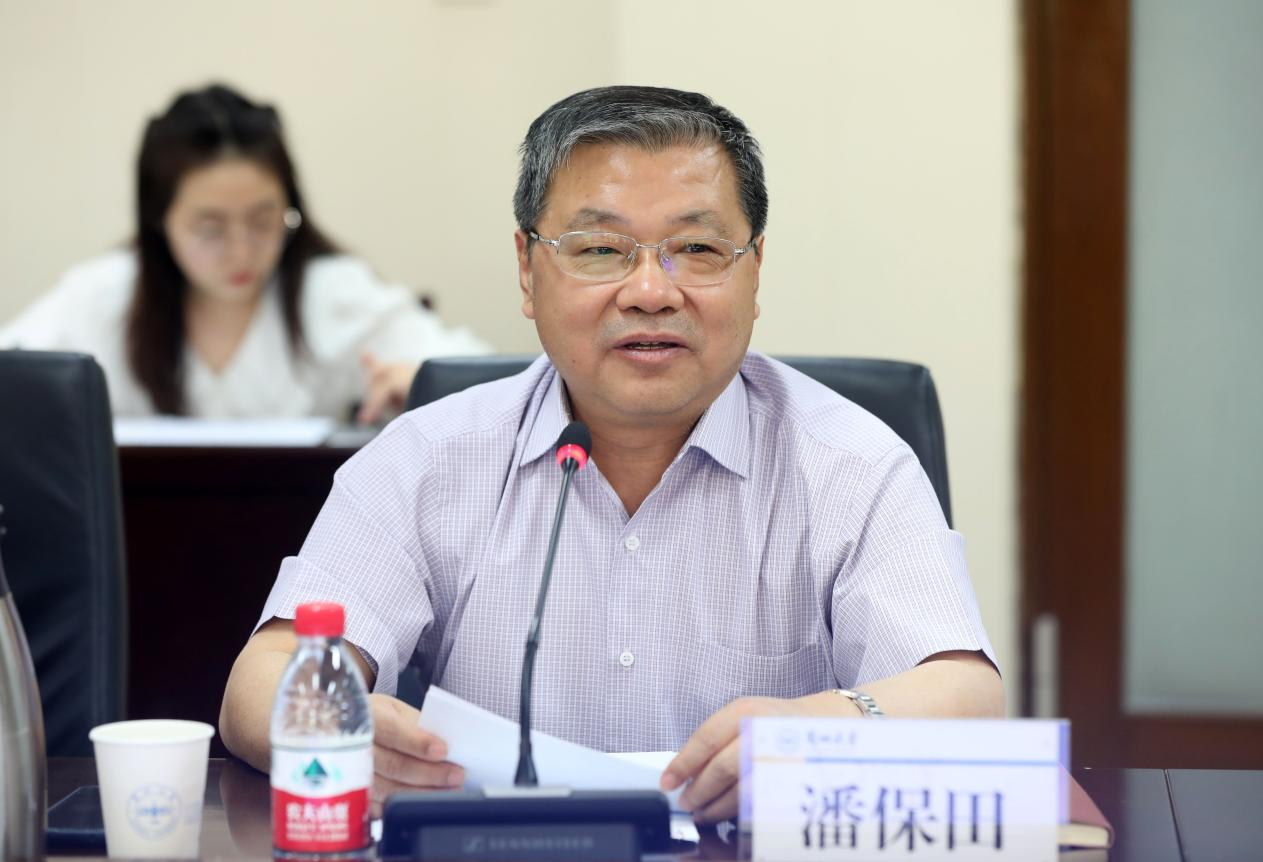 兰州大学召开华为“智能基座”项目对标交流会暨2021“智能基座”项目奖教金、奖学金颁奖仪式