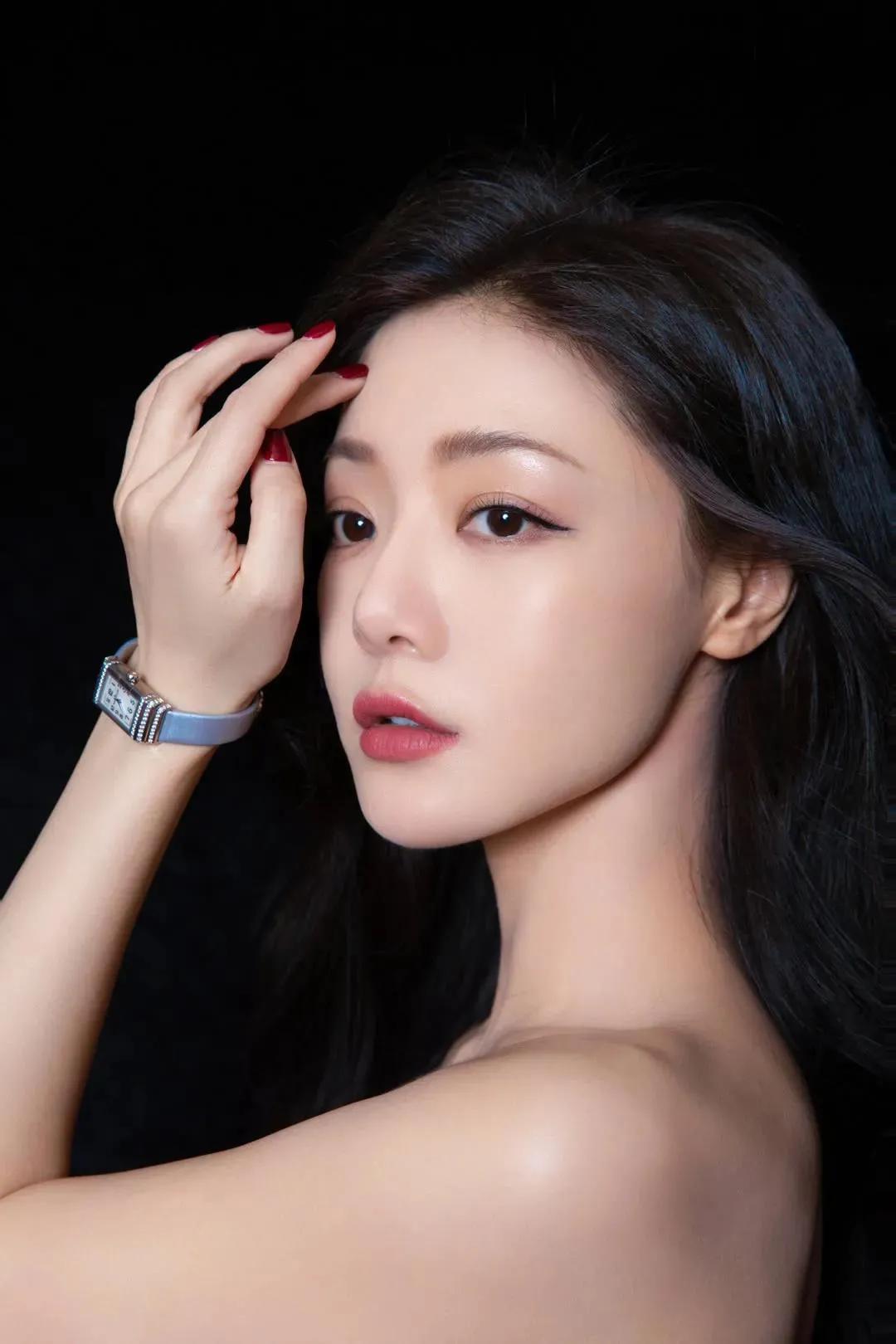 《每日一星》邓家佳