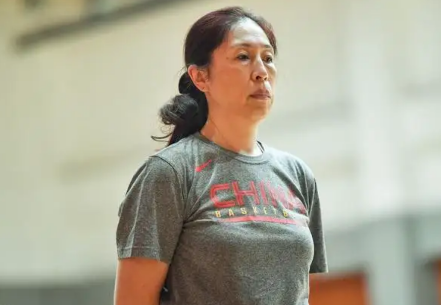 世界杯带队拿冠军最多的教练是谁(世界杯最佳教练!郑薇是什么来头?