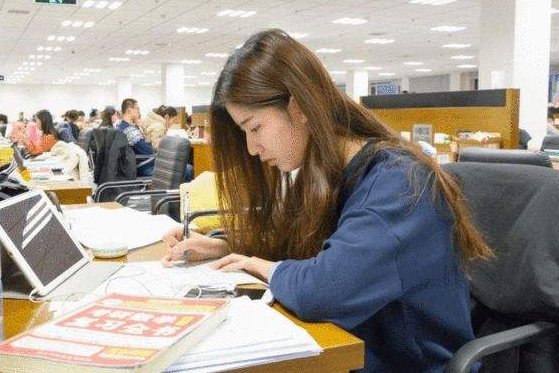 2022征兵工作进行中，女兵报名条件有所调整，想当兵的女生别错过