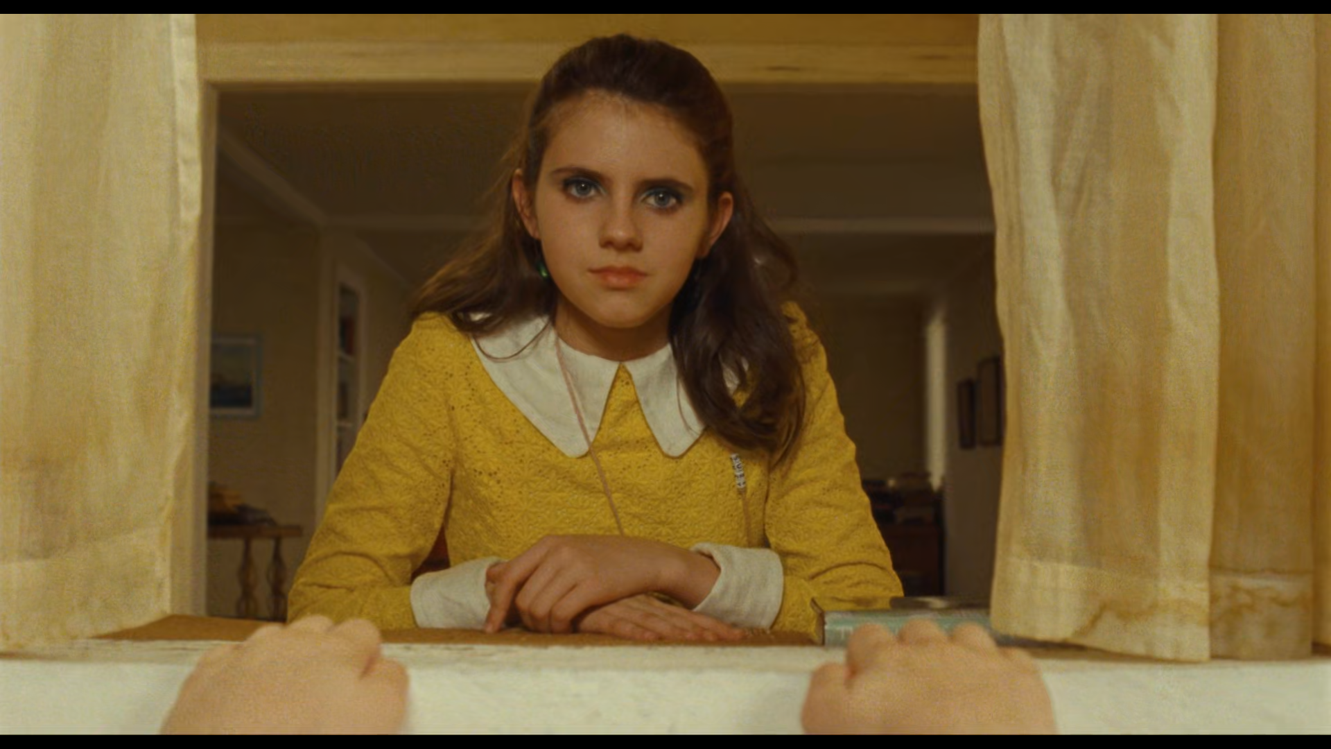 《月升王国》问题少年们的纯真爱情故事