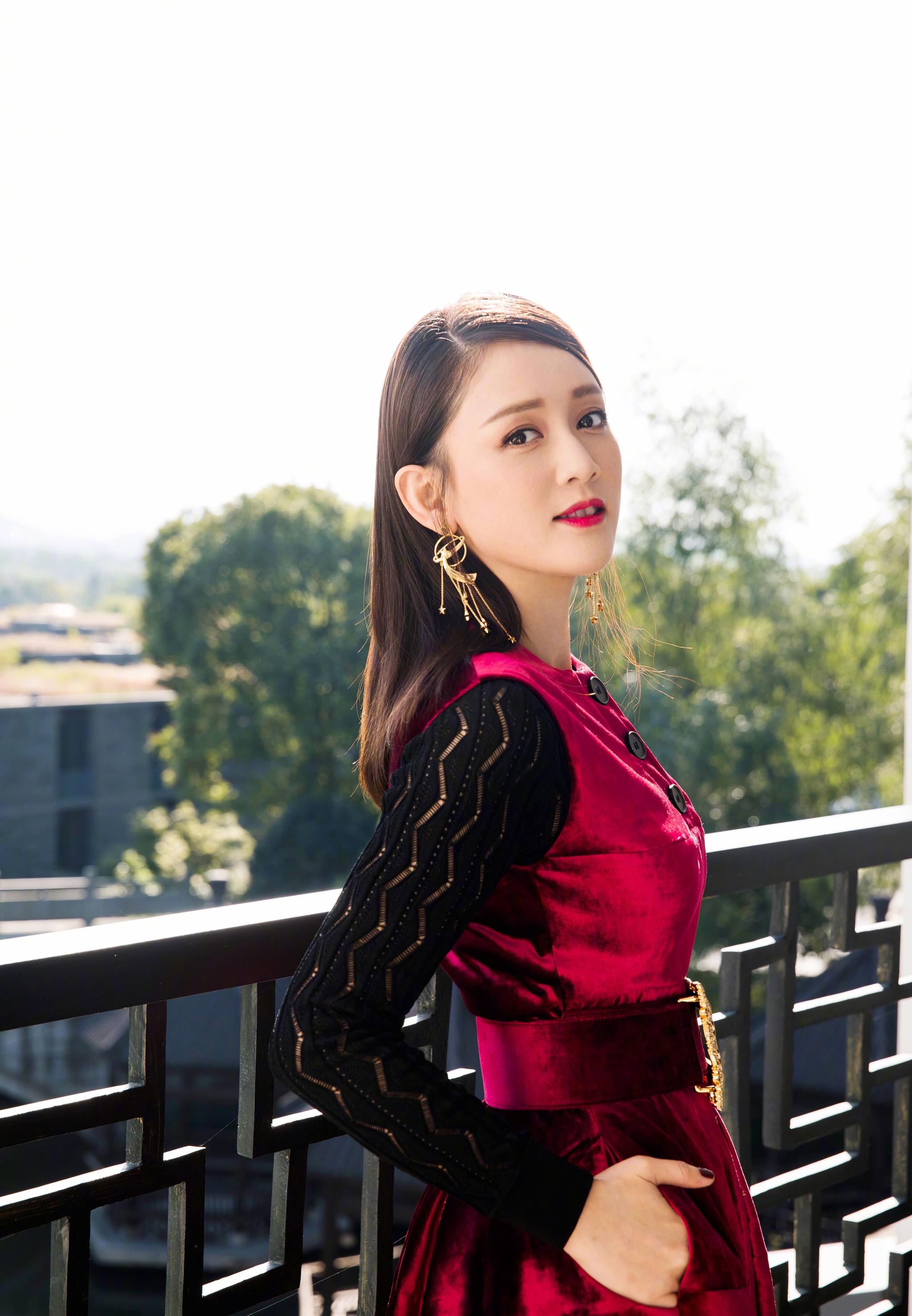 陈乔恩露出极佳身材受热议,但真实情况曝光却让人烦恼!