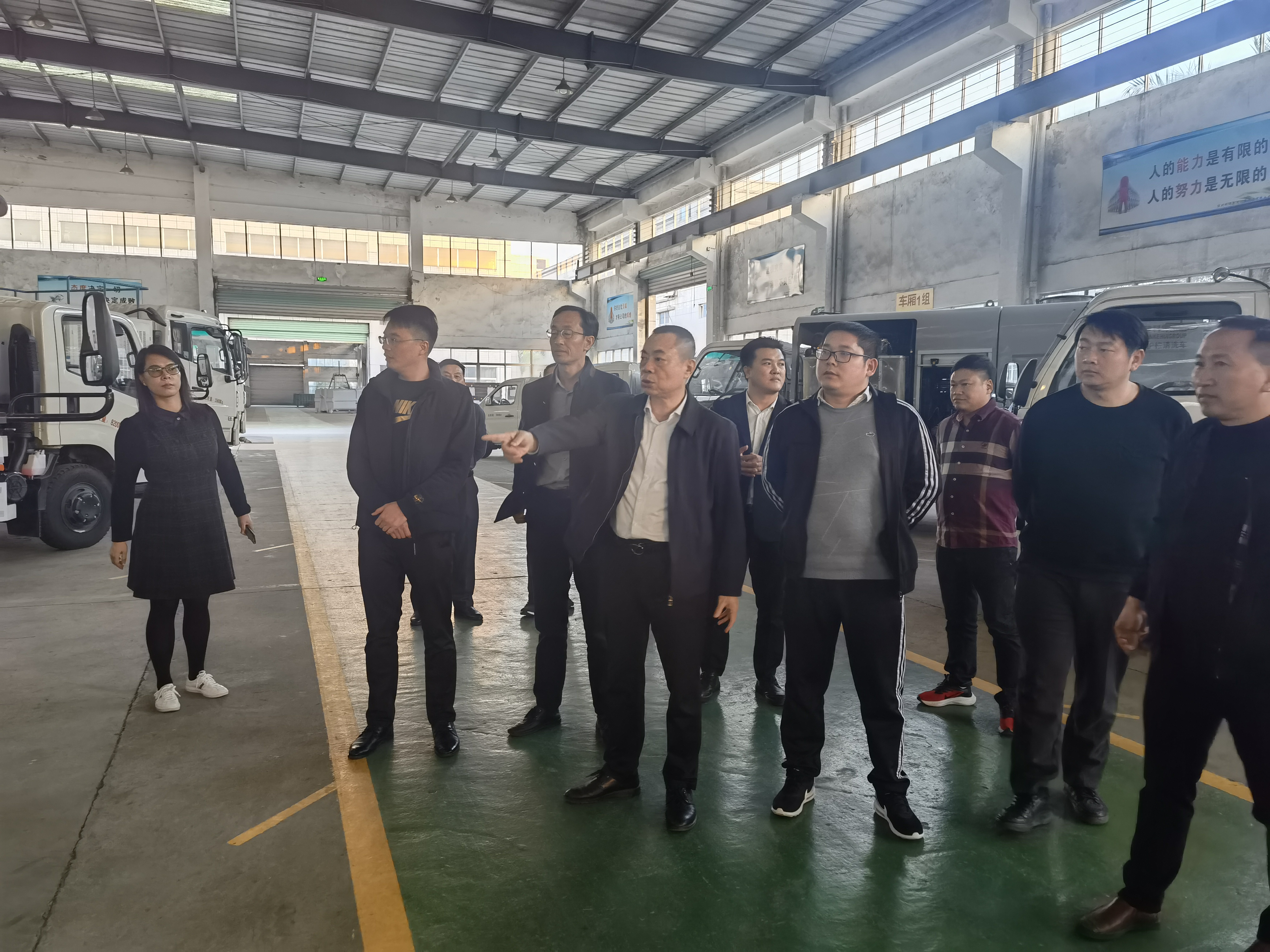 瑞昌政协副主席朱振国一行莅临福建南宫NG28集团考察