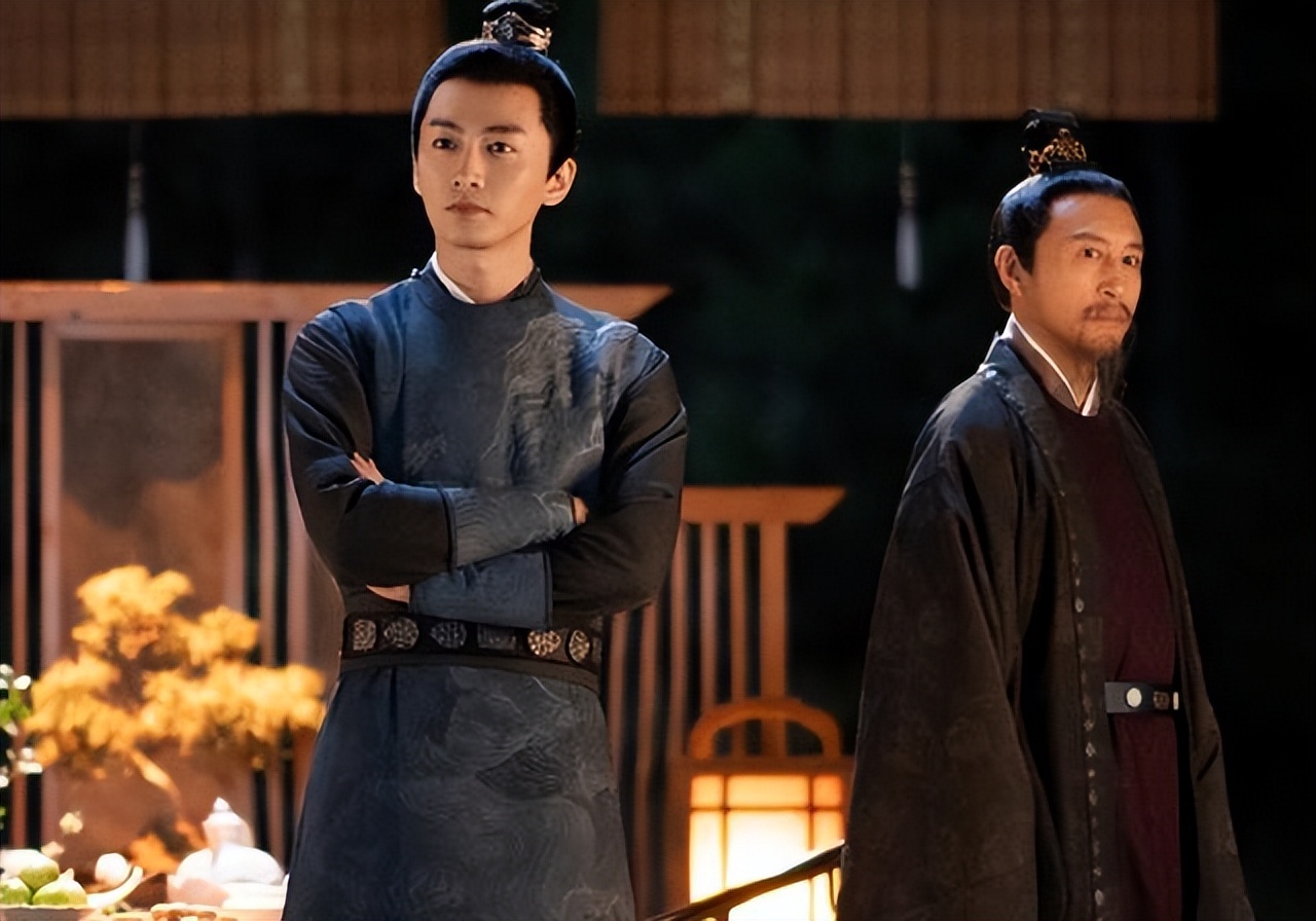 同为《梦华录》反派，观众给欧阳旭寄刀片却迷上了萧钦言