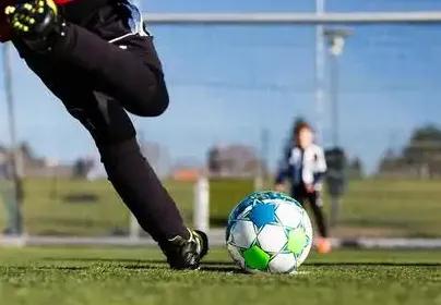 世界杯闭幕式为什么先举行（足球世界杯为什么令全世界疯狂？之一早期足球用膀胱or头骨做的？）