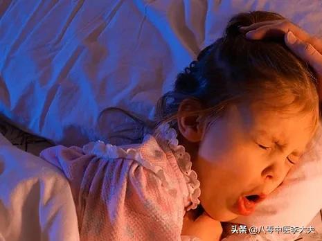 咳嗽了怎么办？药店里止咳药琳琅满目，你会选择吗？快收藏加转发