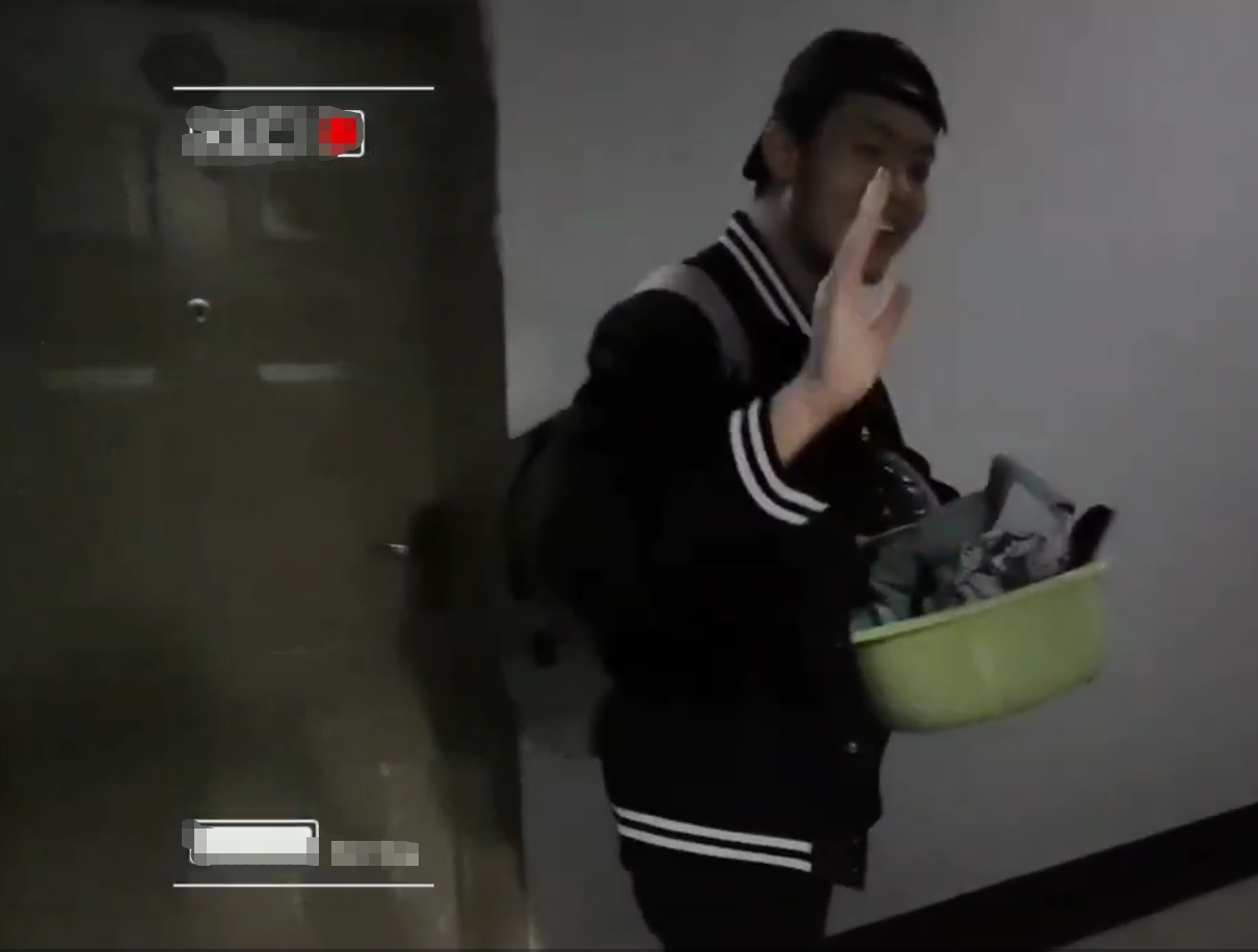 “双非”学生大二退学，回家重走高考路，有理解有嘲讽，你怎么看