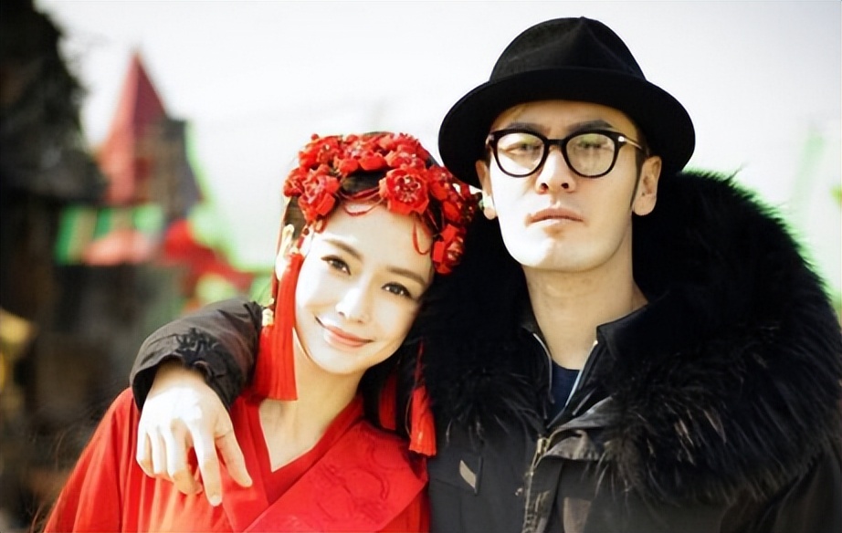 杨颖到底整没整，明眼人都明白，可当事人拿来诸多证据拒不承认