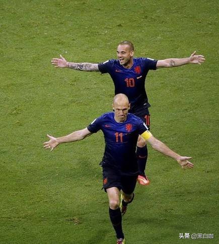 2014世界杯各小組出線形勢（新世紀以來，在世界杯死亡之組三戰全勝的四支球隊）