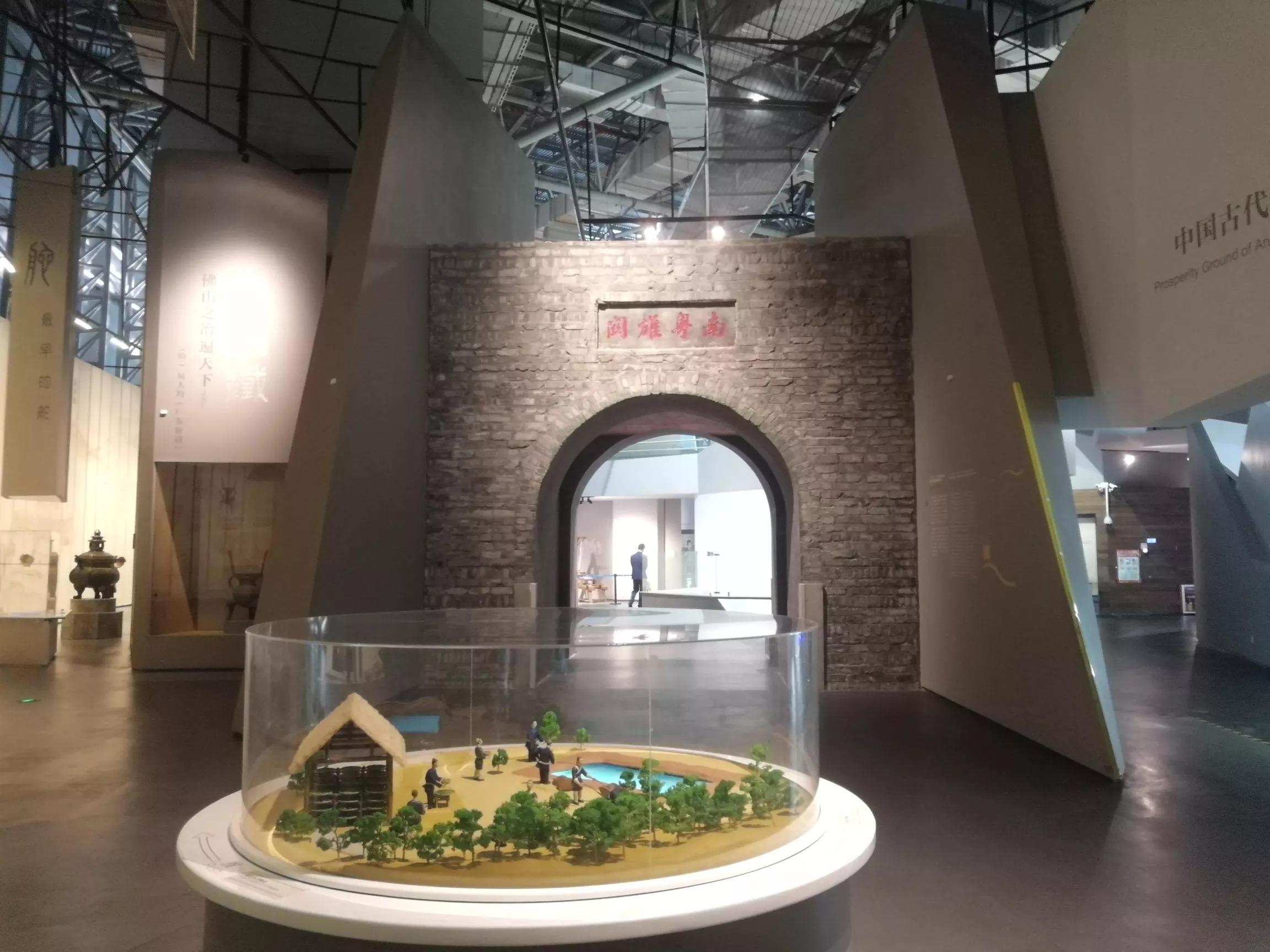 地铁4号线广州大学城一日游，带你体验不一样的大学城风景（A篇）