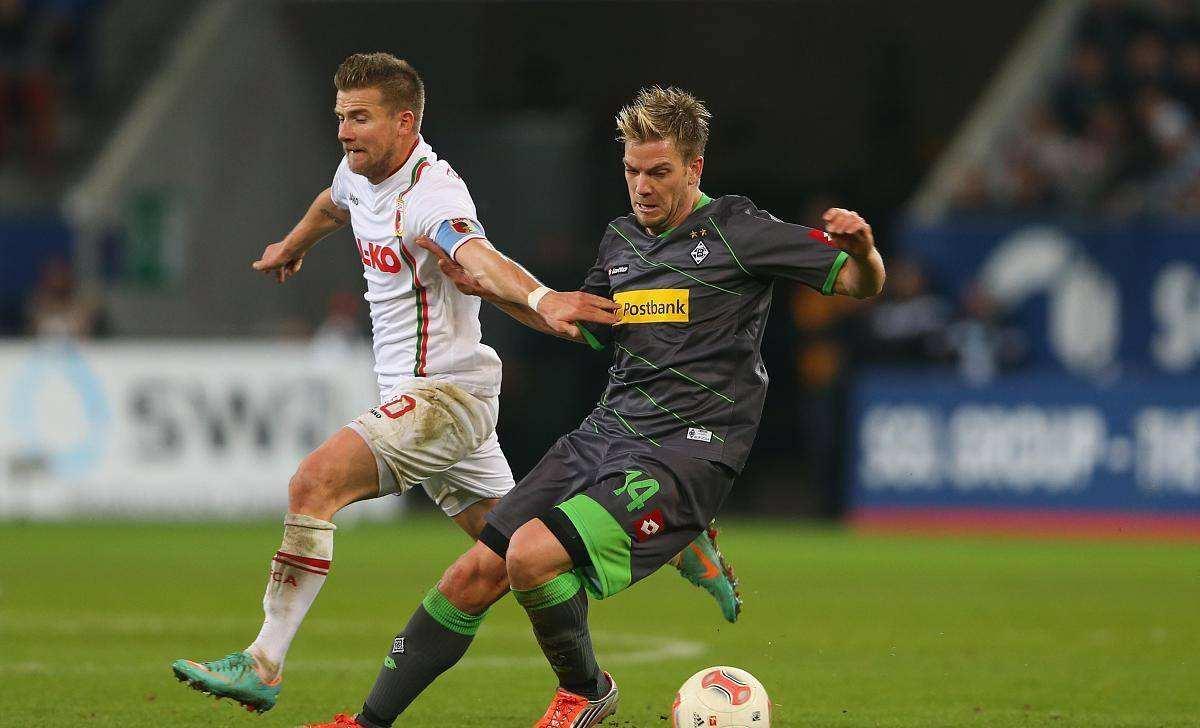 足球世界直播哪里看（CCTV四个频道直播！世界杯今夜迎揭幕战，东道主恐创92年耻辱记录）