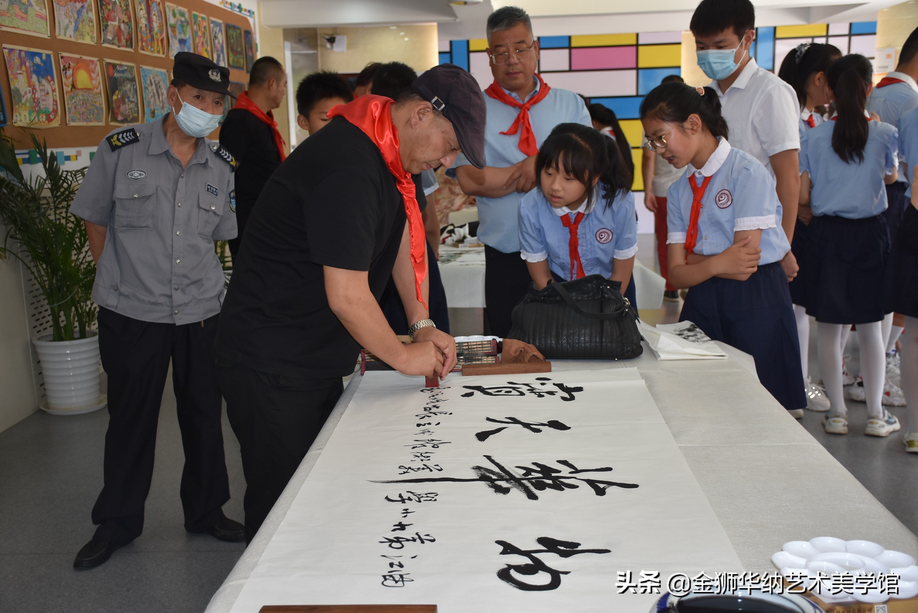 曲江第九小学校园美术馆开馆暨高雅艺术进校园活动顺利举行