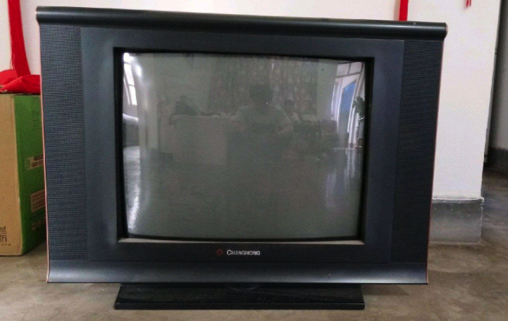 那些热销的32寸小电视，值得买吗？