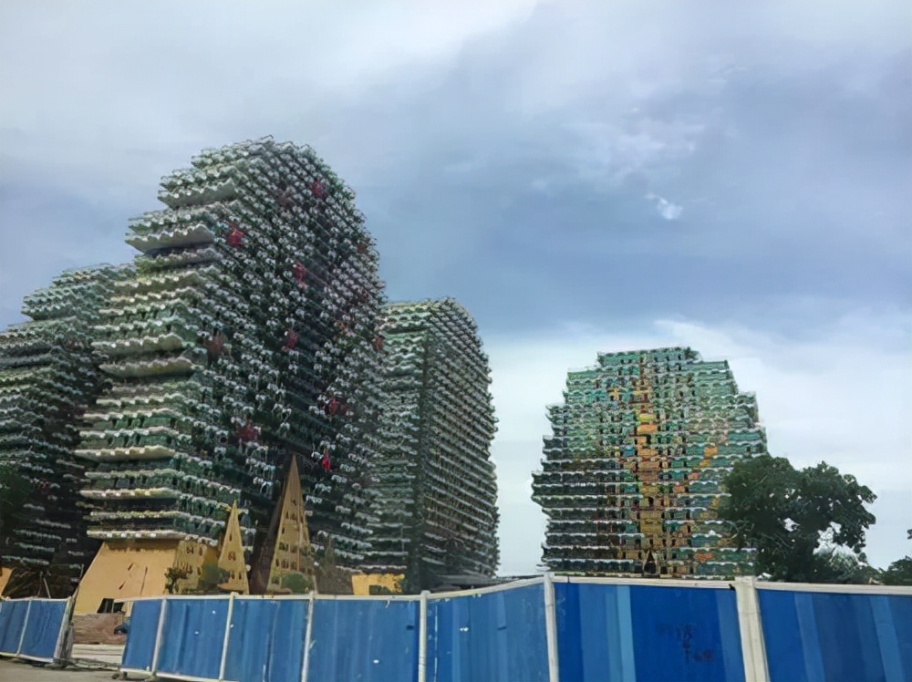 2021年中国十大丑陋建筑来了，到底谁最丑？
