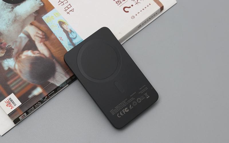充電無“線”制，電友MagSafe充電寶讓你的iPhone13優(yōu)雅充電