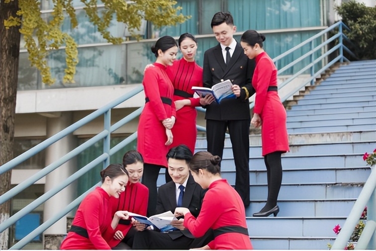 电子科大成都学院：以高质量校企合作，培养高素质航空类人才