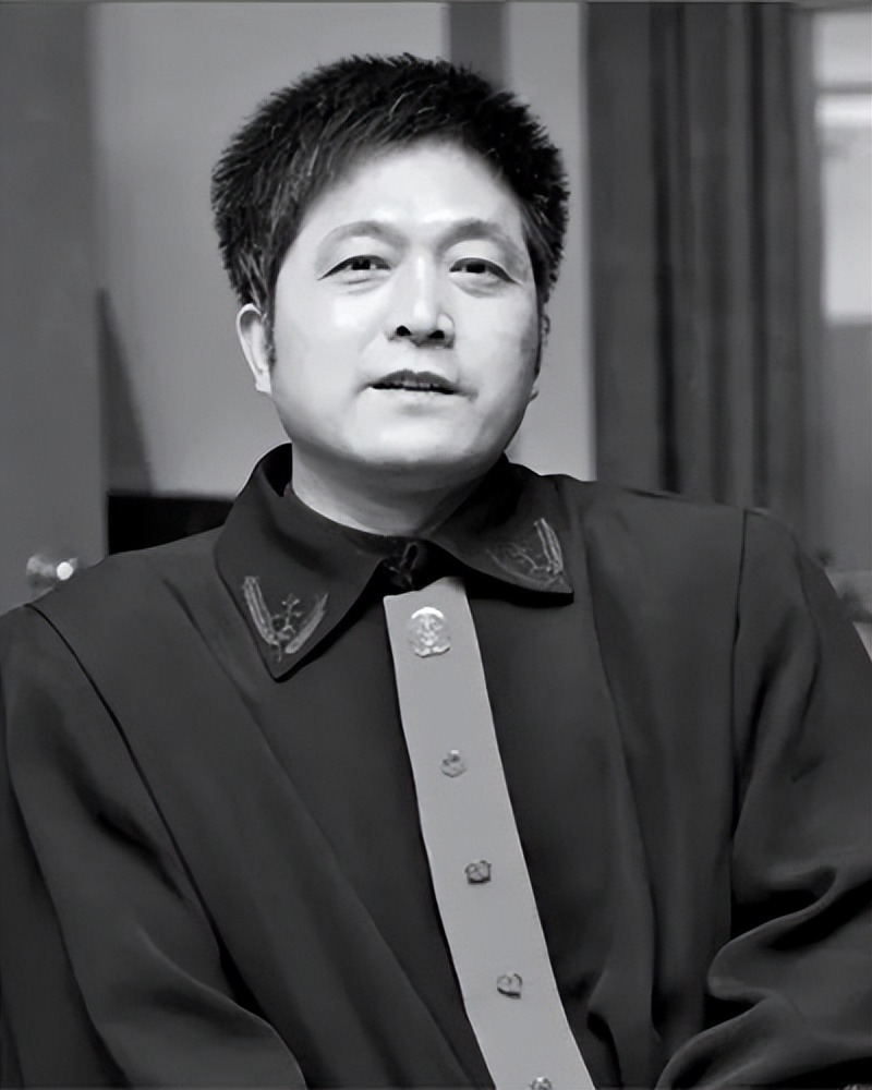 中国法院“二十四”节气 清明——每一个“你”，我们都不曾忘记