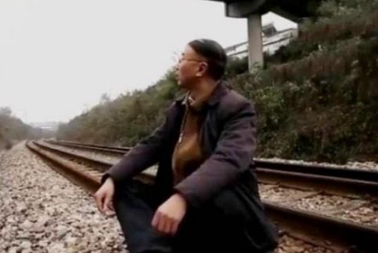 2017年蔡晓民发明水泥毯，从无人用到受美国公司欢迎，估值1.2亿