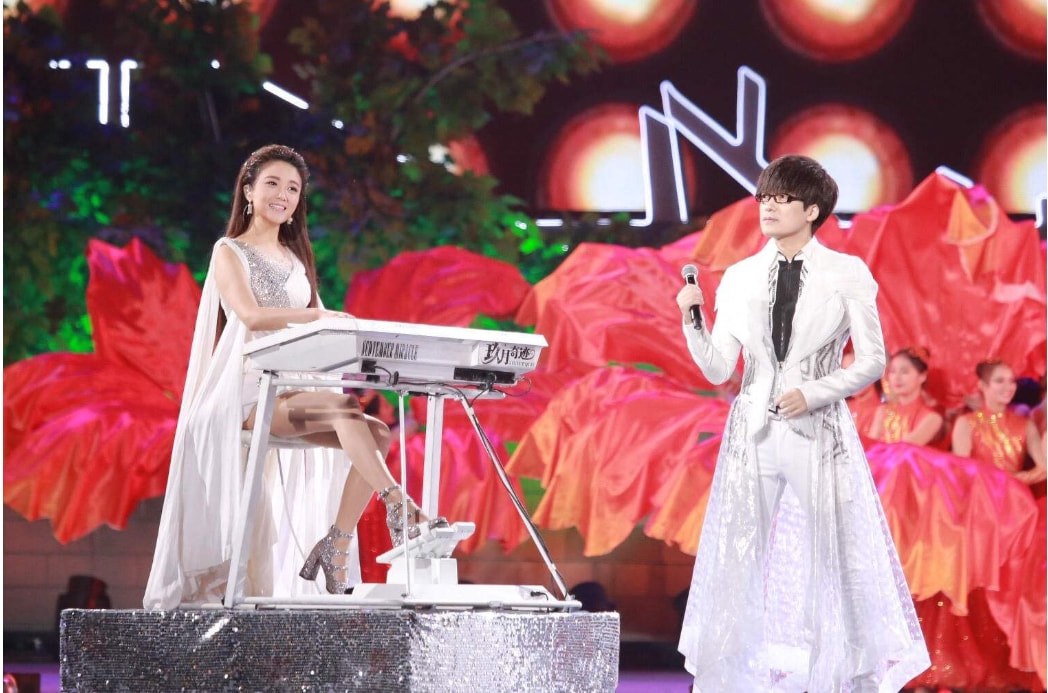 超级星光大道历届冠军名单（8位星光大道冠军，有的离婚，有的被淡忘，有的口碑跌落）