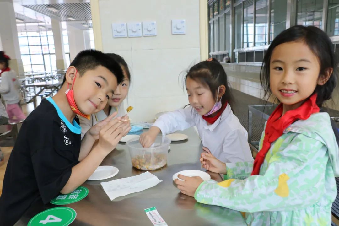 劳动之底色 幸福之源泉｜记双流区实验小学外国语学校劳动系列课程