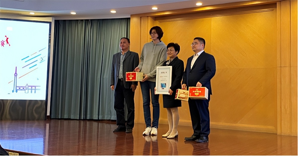 姚明老婆葉莉（姚明和妻子葉莉的愛情故事）