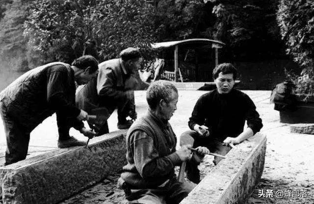 ​80年代的4大抢手职业，占一样娶村花都不愁，如今2个仍然吃香