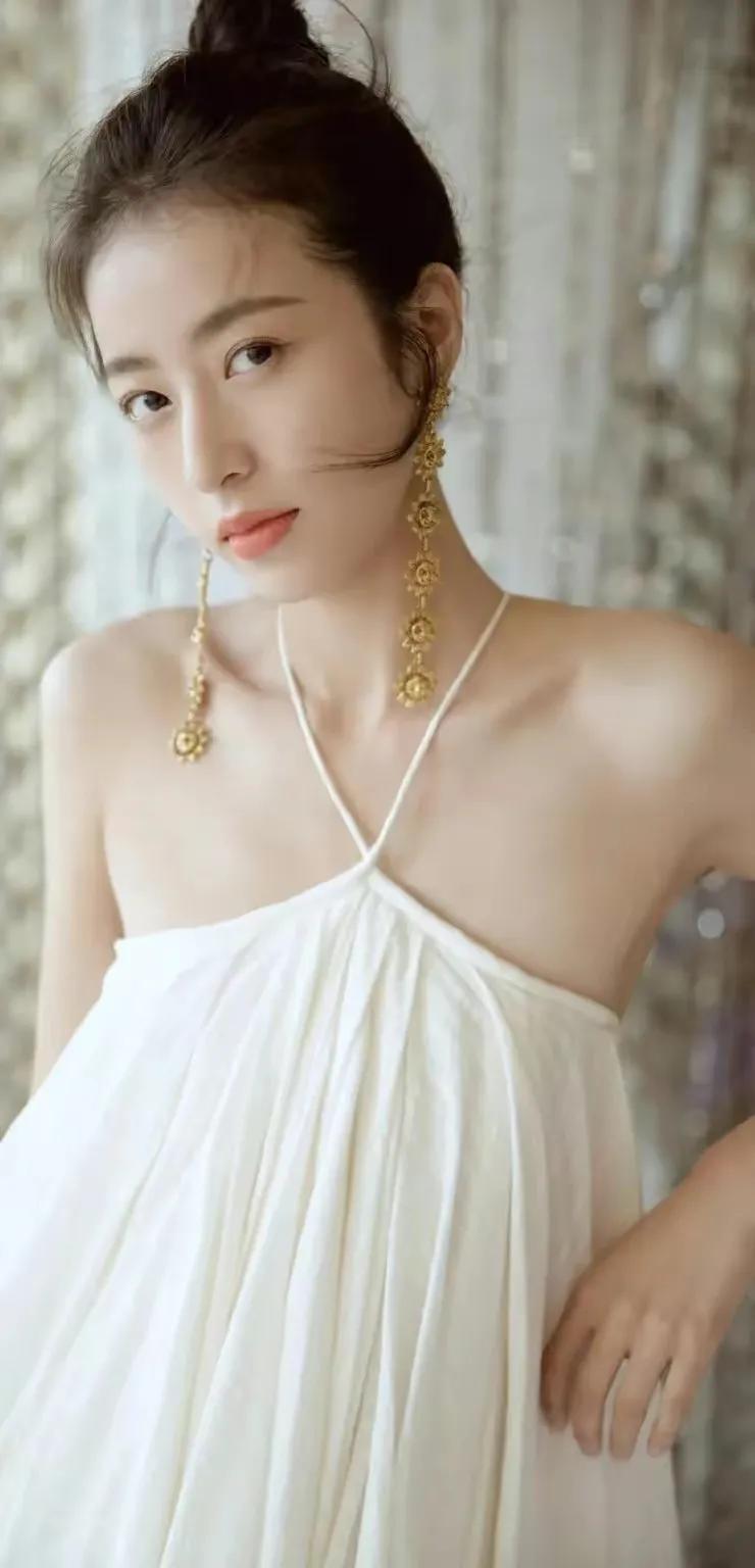 高圆圆、古力娜扎、蔡文静美图大赏，微微一笑很倾城