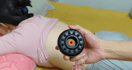 保温杯里泡枸杞，不如走罐健身体！左点走罐按摩器初体验