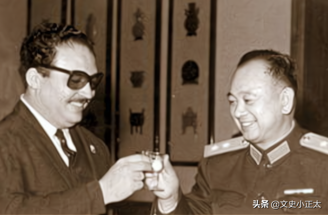 1955�����ν�����̨�»�վ��һ�ˣ�����������ԭ��û�������