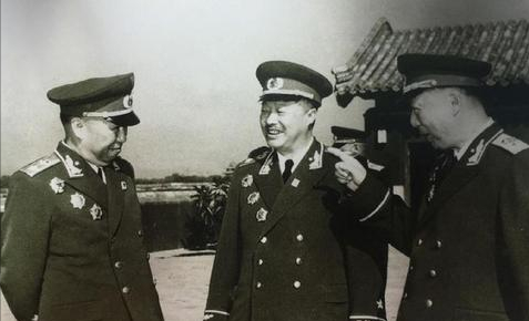 盘点1955年授衔的十位国军起义将领，三位上将军衔，最低也是少将
