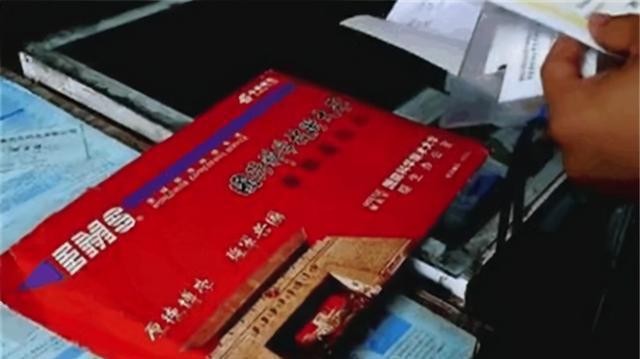 搬砖男孩高考620分，工地收到录取通知书，如今成边防排长