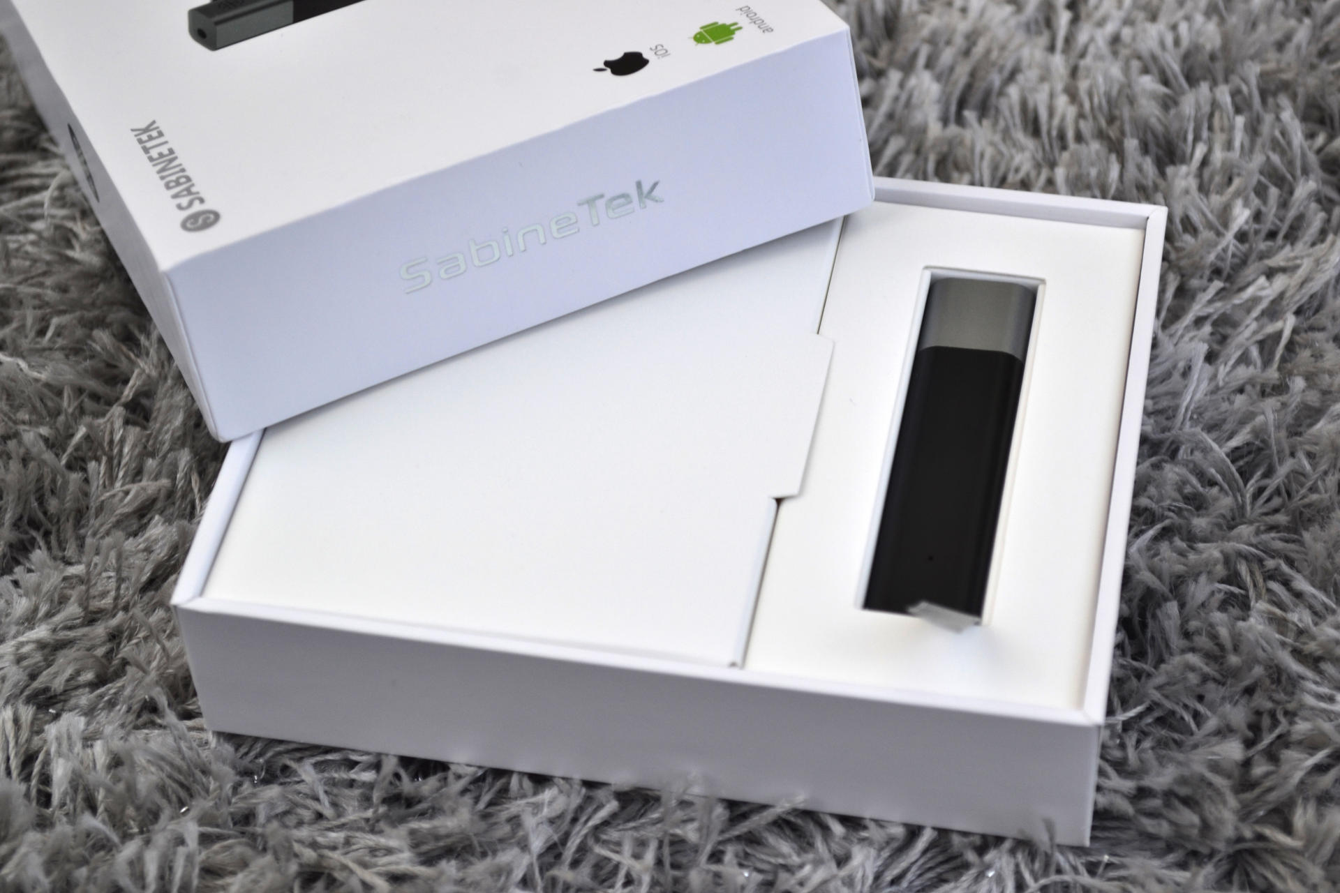 做最棒的VLOG 来试试塞宾智麦无线蓝牙麦克风