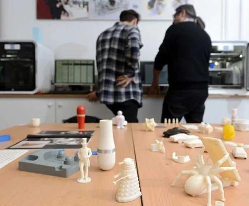 不受关注的3个专业，看似“冷门”实则发展前景好，值得学生报考