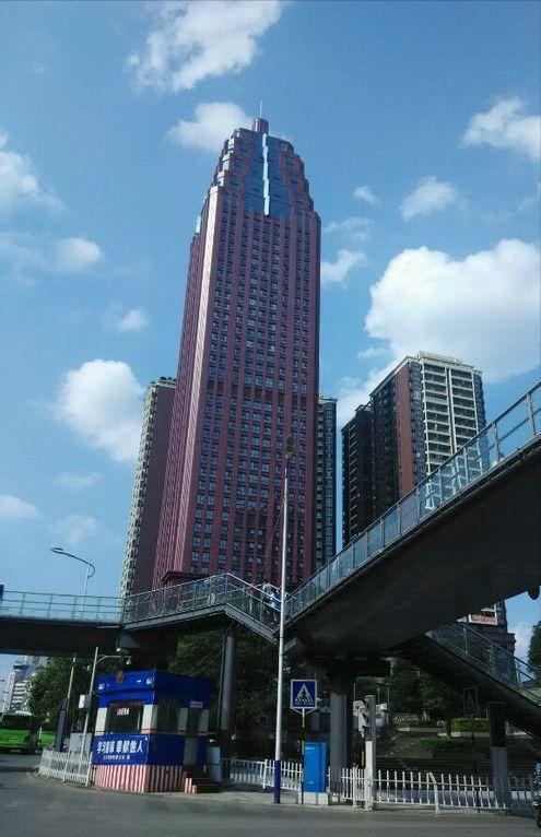 1,遵义世贸华庭主楼(187米)贵州地级市十大高楼排名,主要通过各大网络