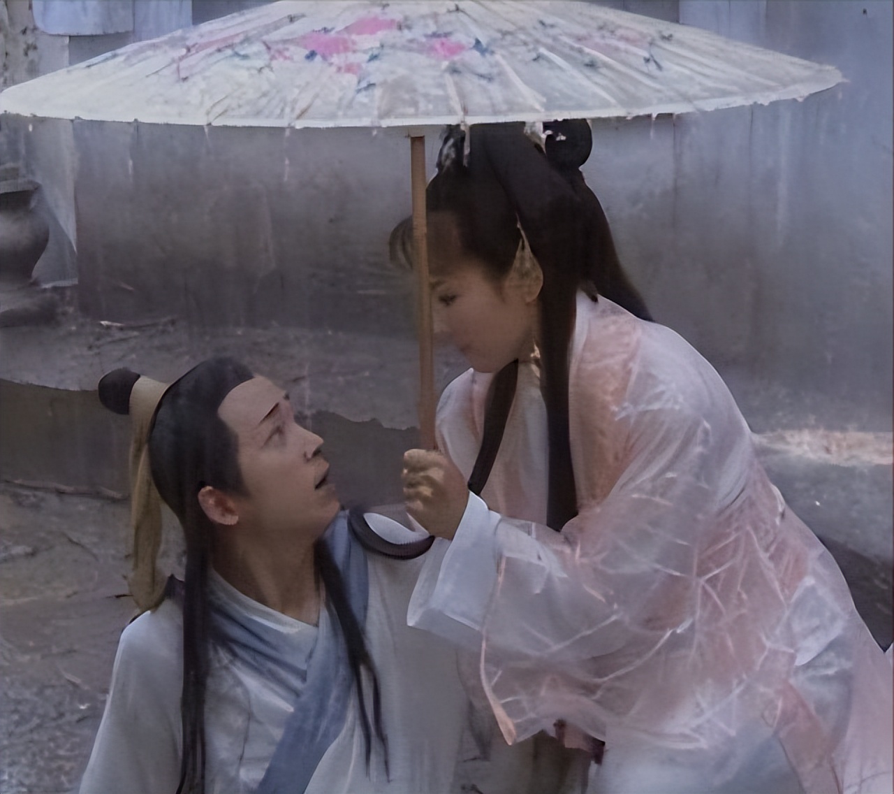 观看(刘涛版《白蛇传》:法海喜欢白娘子,许仙初见就知道白素贞非同类)