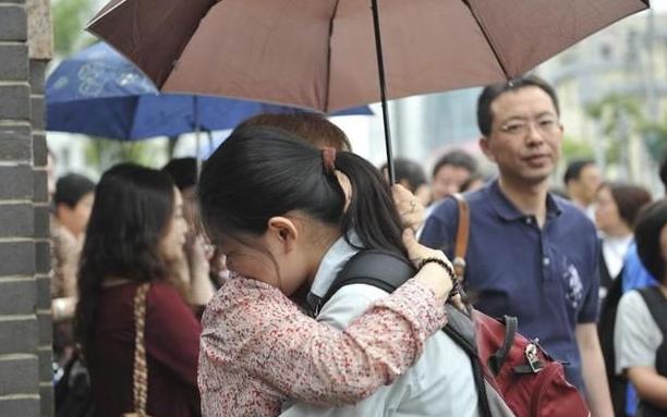 各大媒体点名批评福建3所高校，毕业证分文不值，家长报考需谨慎