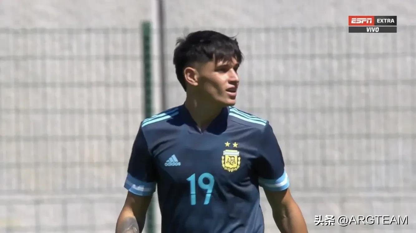 阿根廷22号球员(阿根廷U20小将介绍（出征2022阿尔库迪亚杯的22名参赛球员）)